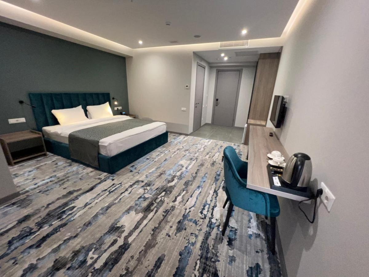 Hotel Address 9D Tbilisi Bagian luar foto